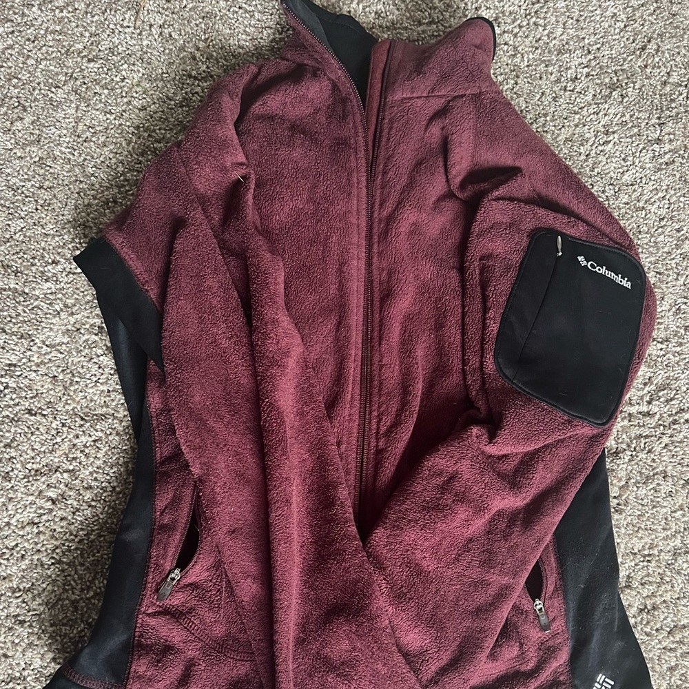 Columbia zip up
